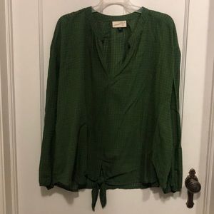 Universal Thread Tied Long Sleeve
